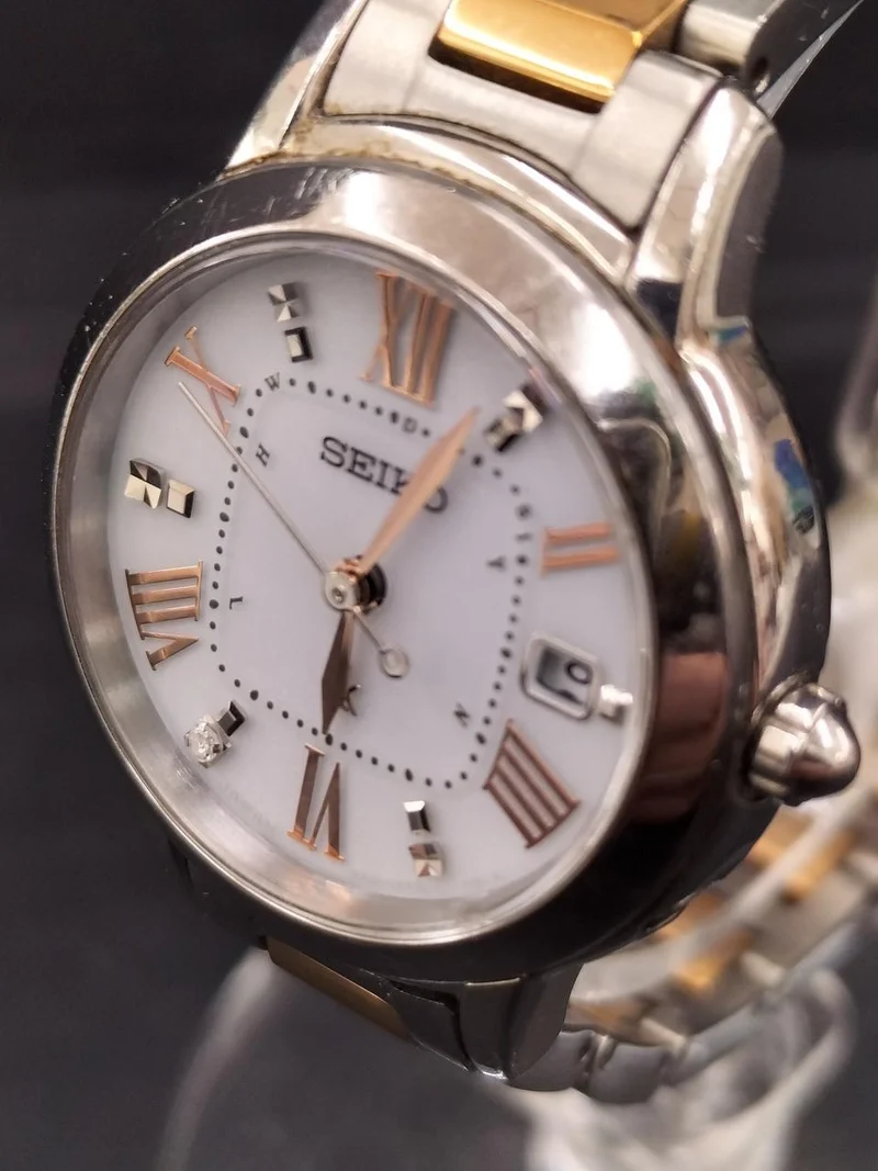 SEIKO Damenarmbanduhr 1B22-0CK0