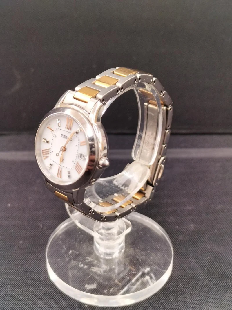 SEIKO Damenarmbanduhr 1B22-0CK0