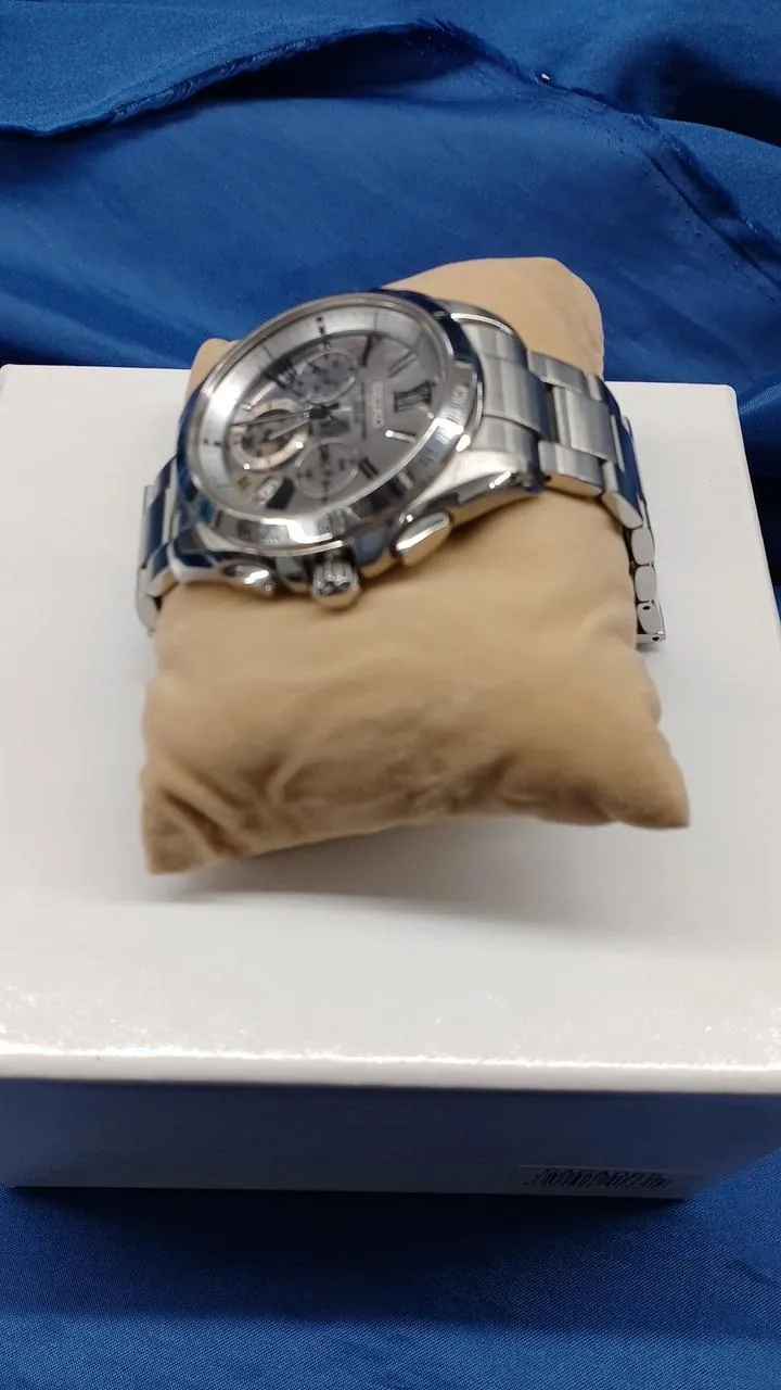 SEIKO Armbanduhr mit Funksteuerung und Solarbetrieb SAGA065