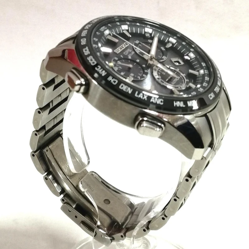 SEIKO Solar-Armbanduhr Schwarz × Silber 8X82-0AB0-1