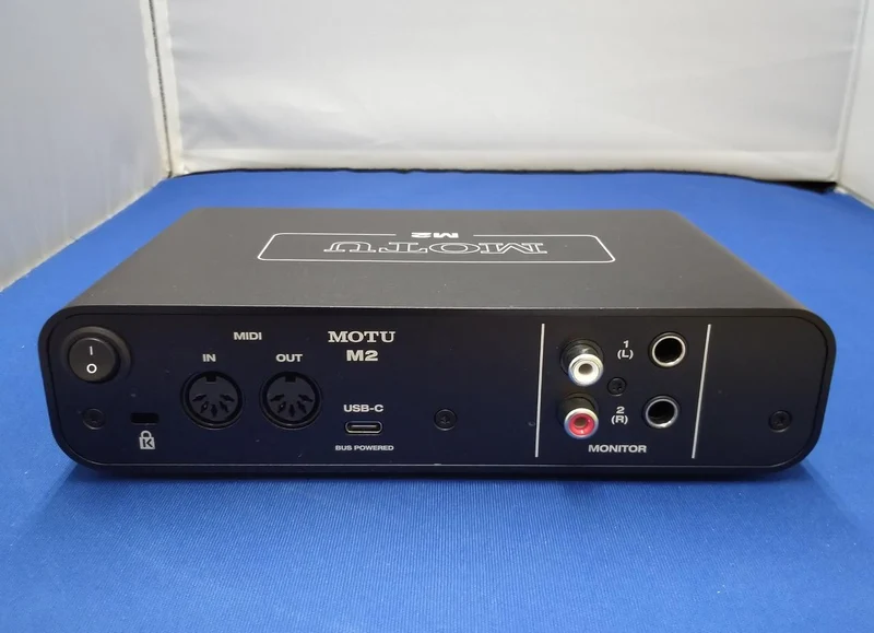 MOTU Audio-Interface: M2