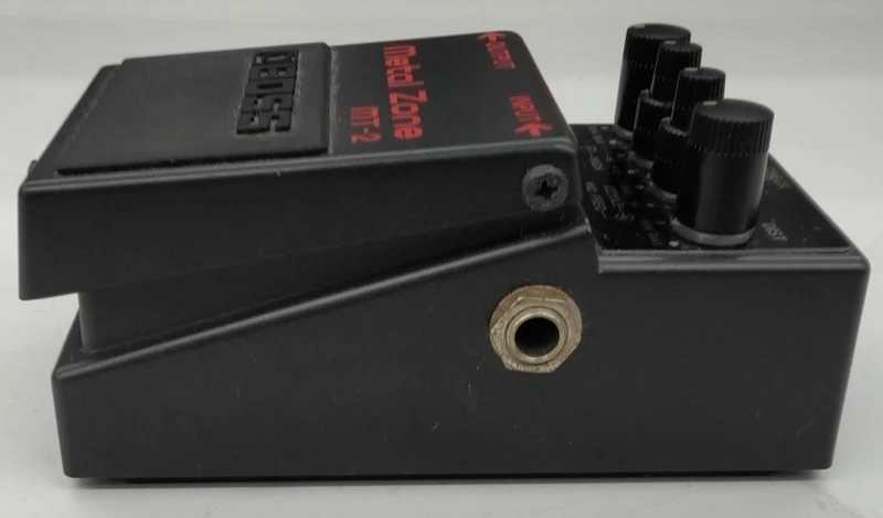 BOSS METAL ZONE MT-2
