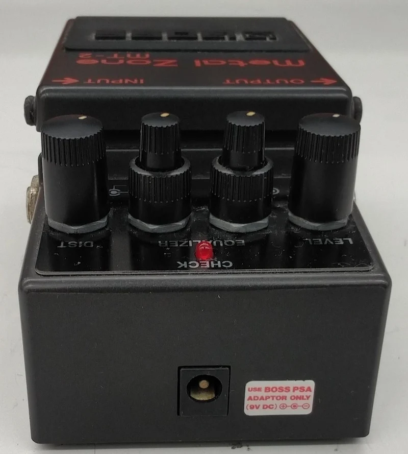 BOSS METAL ZONE MT-2