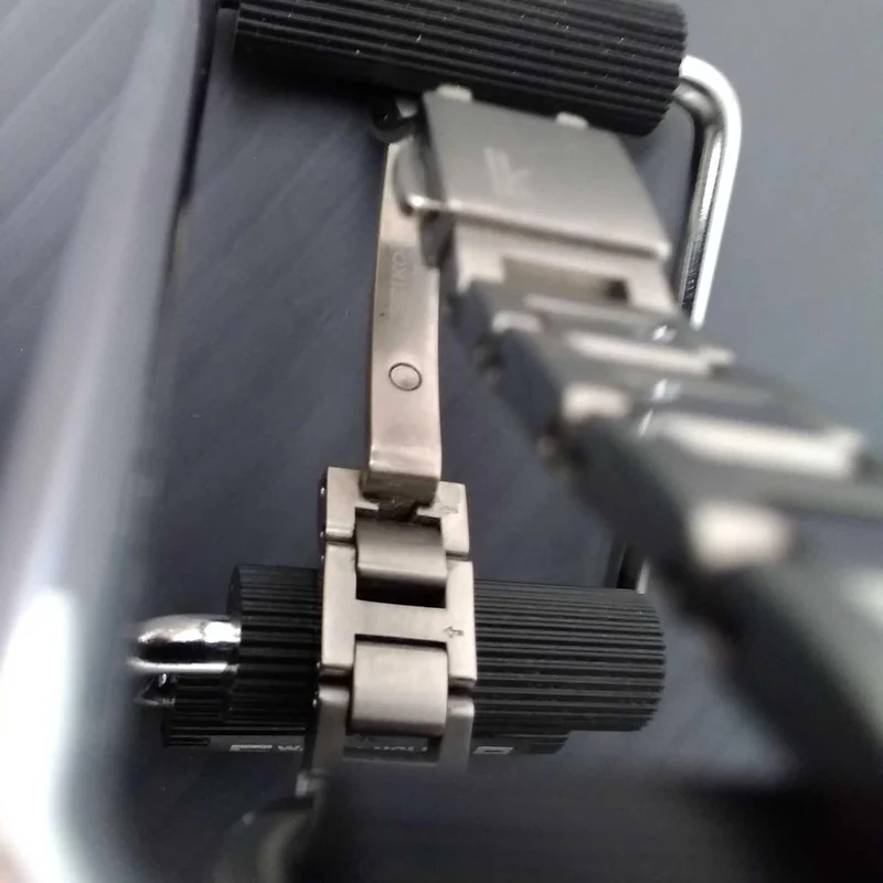 SEIKO Armbanduhr 1B22-0CK0