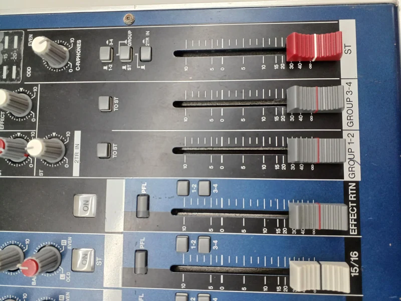 YAMAHA Analogmixer MG16/6FX