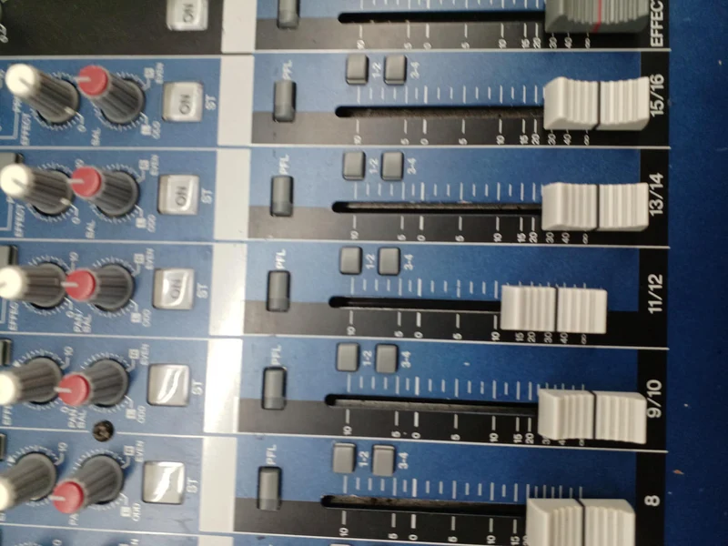 YAMAHA Analogmixer MG16/6FX