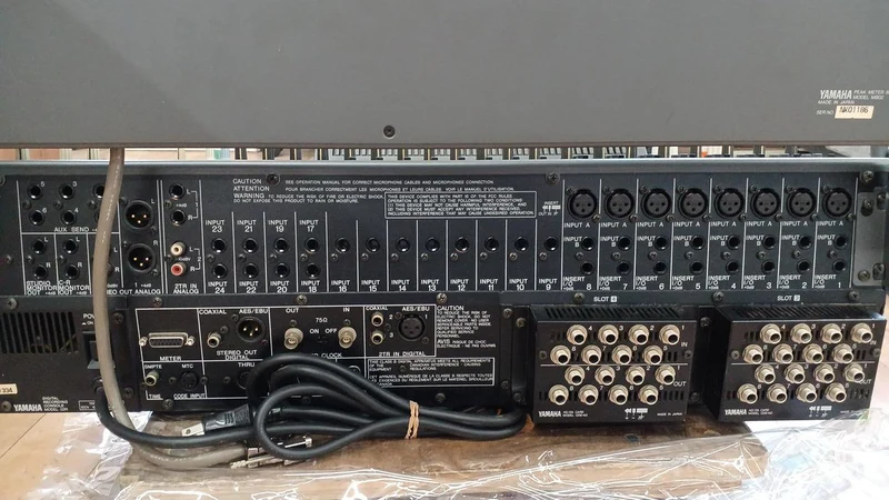 [SCHROTT] YAMAHA Mixer 02R