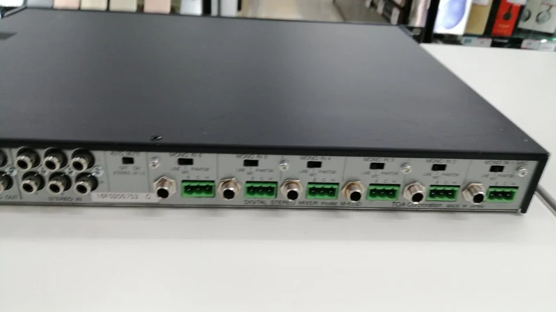 [SCHROTT] TOA Digitalmixer M-633D
