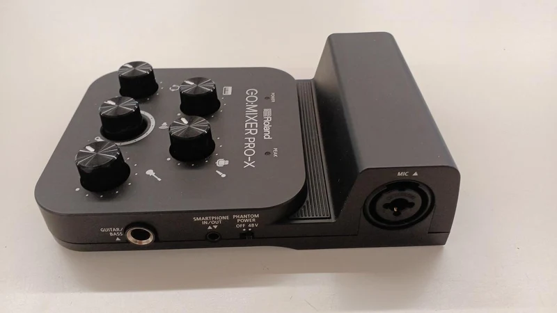 ROLAND Tragbarer Mixer GO:MIXER PRO-X