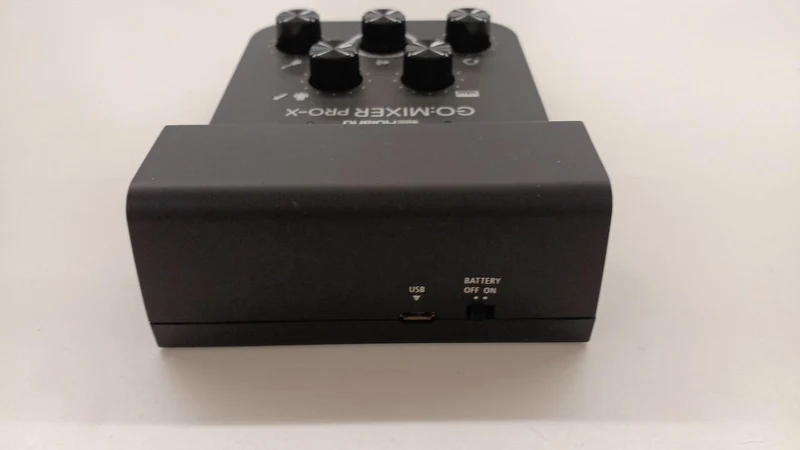 ROLAND Tragbarer Mixer GO:MIXER PRO-X