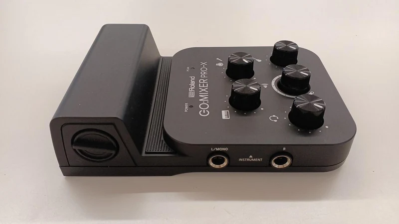 ROLAND Tragbarer Mixer GO:MIXER PRO-X