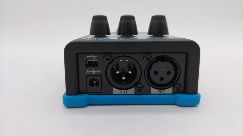 TC-HELICON Gesangseffektpedal: VOICETONE C1