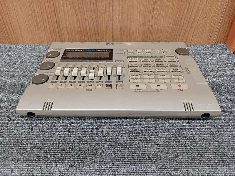 [SCHROTT] BOSS Digitalrekorder BR-600