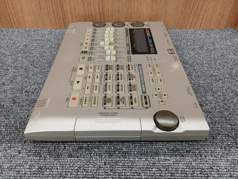 [SCHROTT] BOSS Digitalrekorder BR-600