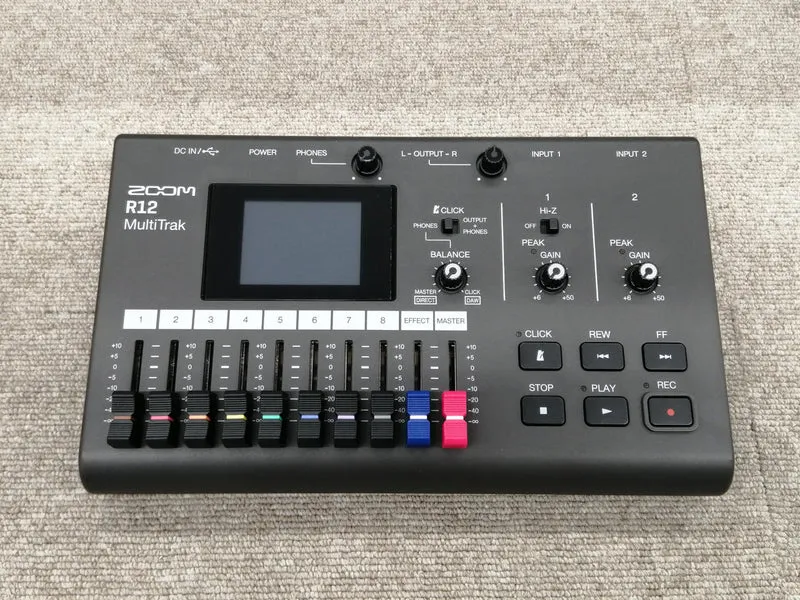 ZOOM R12 MultiTrak R12