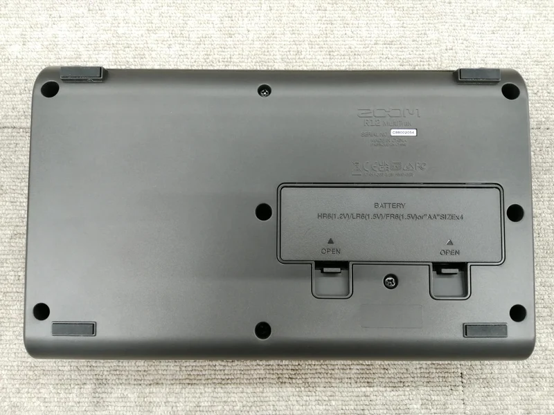 ZOOM R12 MultiTrak R12