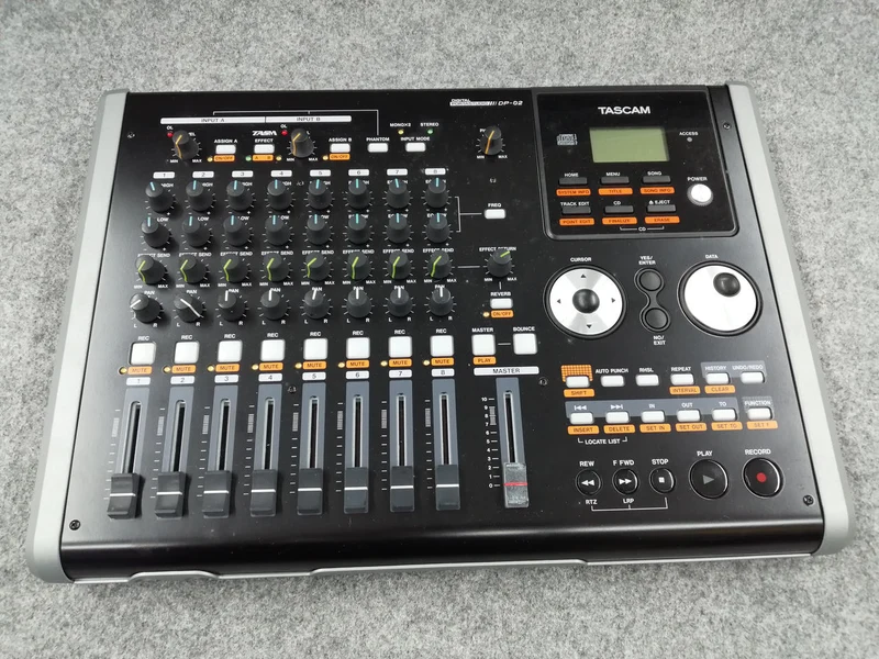 [SCHROTT] TASCAM MTR DP-02