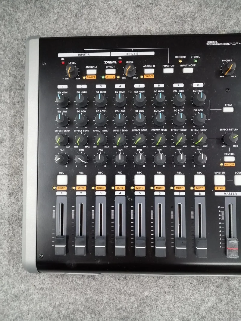 [SCHROTT] TASCAM MTR DP-02