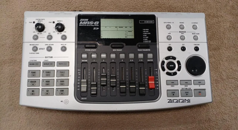 ZOOM MTR MRS-8
