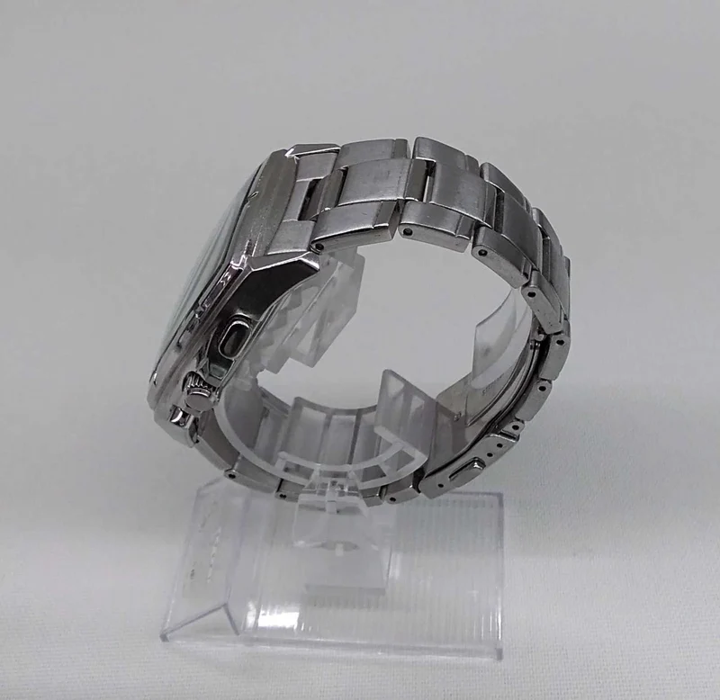 SEIKO Quarz-Armbanduhr 7T82-0AP0