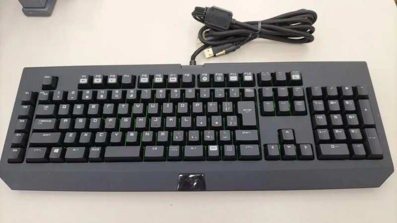 RAZER Gaming-Tastatur RZ03-0038