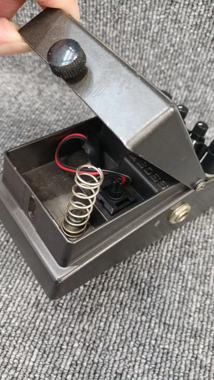 BOSS Effektpedal MT-2