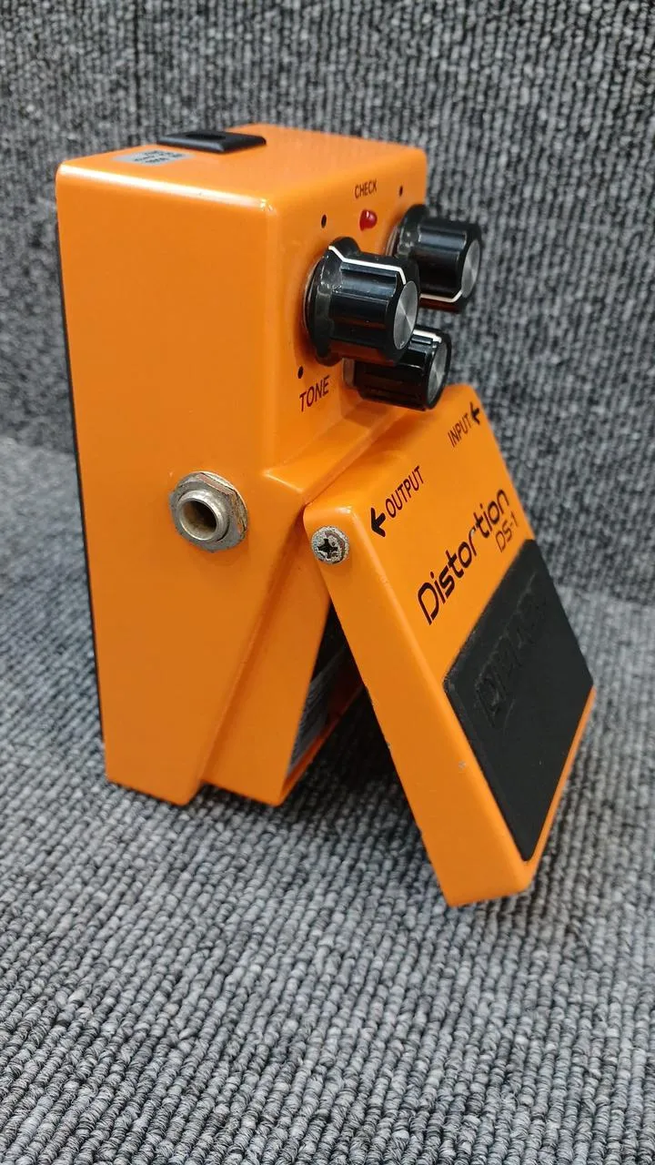 BOSS Effektpedal: DS-1