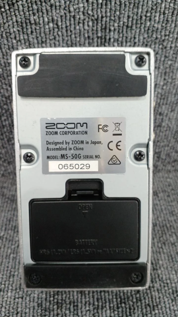 ZOOM Multi-Effektpedal MS-50G