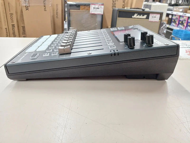 BOSS Streaming Mixer GCS-8