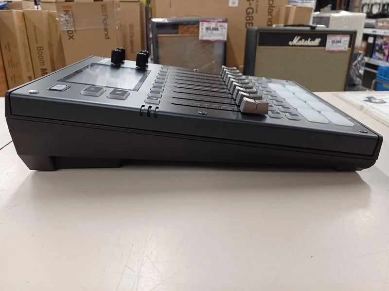 BOSS Streaming Mixer GCS-8