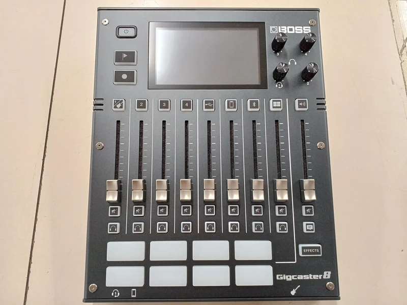 BOSS Streaming Mixer GCS-8