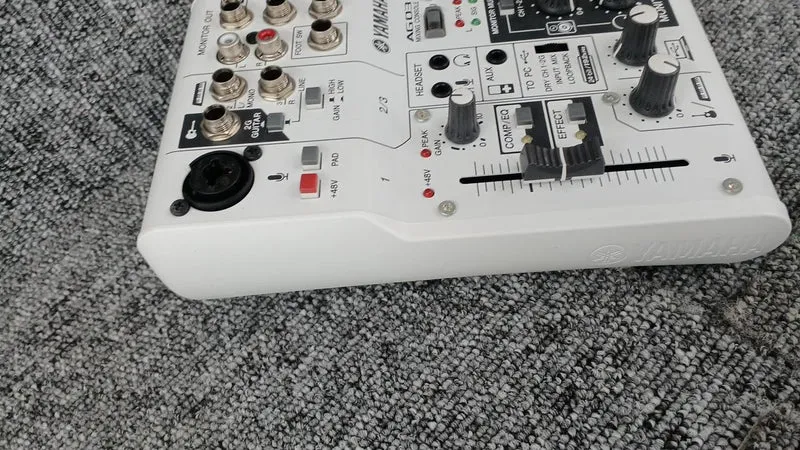 YAMAHA Mixer AG03