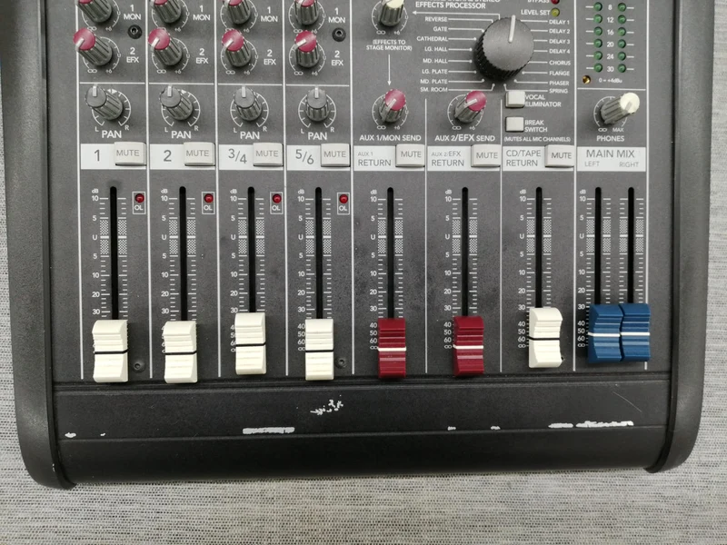 [JUNK] MACKIE Analogmixer DFX・6