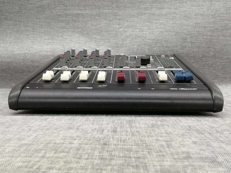 [JUNK] MACKIE Analogmixer DFX・6