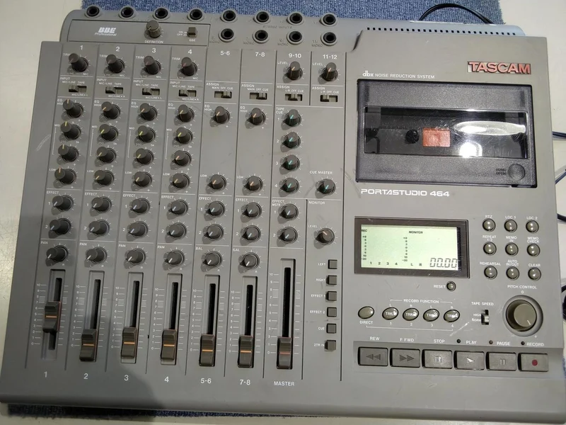 [SCHROTT] TASCAM-Kassette MTR PORTSTUDIO 464
