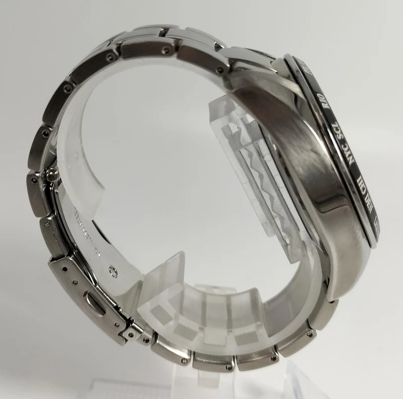 SEIKO Radio Solar 8B54-0AW0