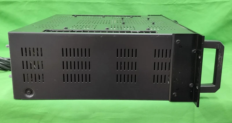TOA PA-Leistungsverstärker P-1030D