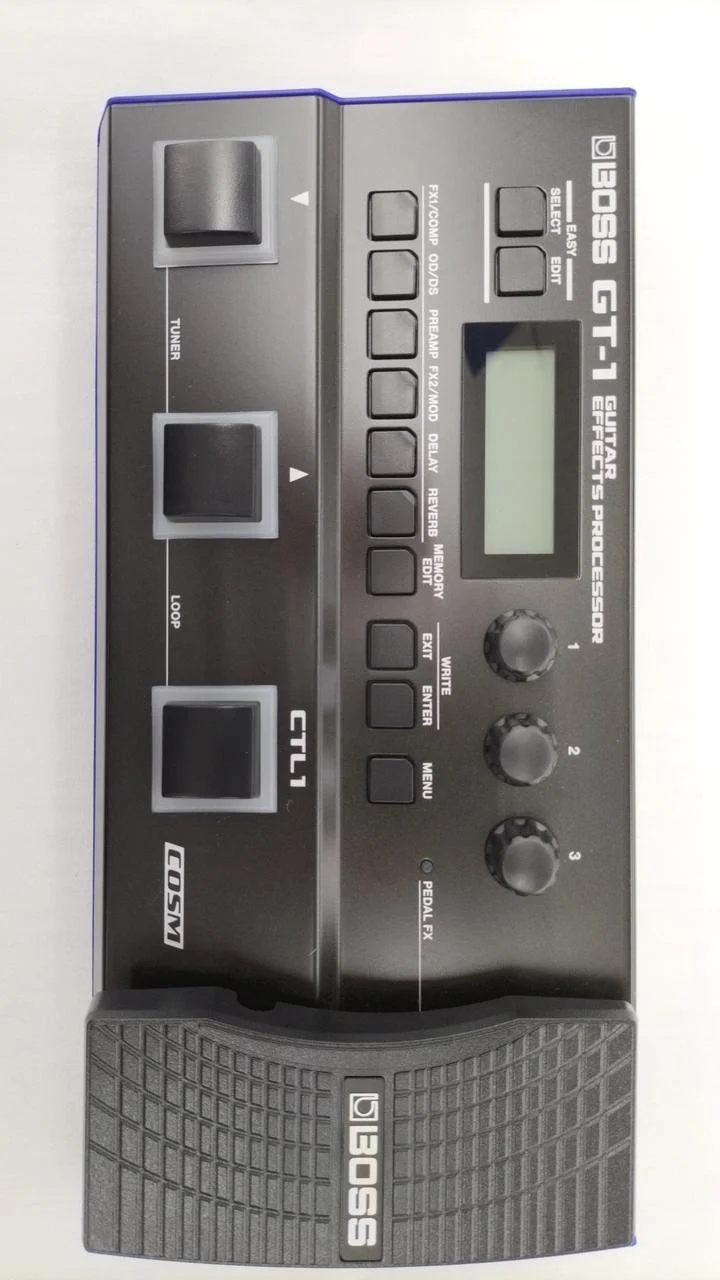 BOSS Multi-Effektgerät GT-1