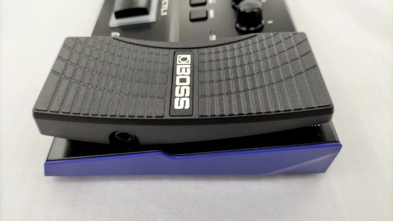 BOSS Multi-Effektgerät GT-1