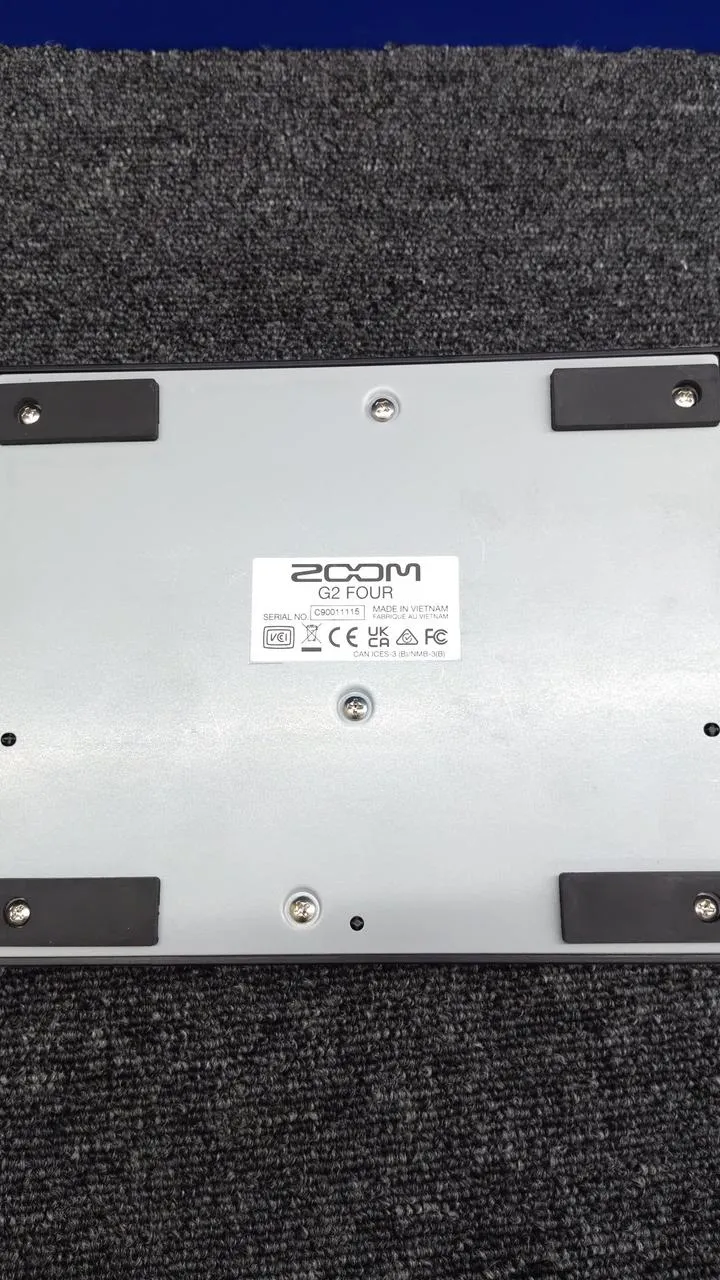 ZOOM Multi-Effekte G2FOUR