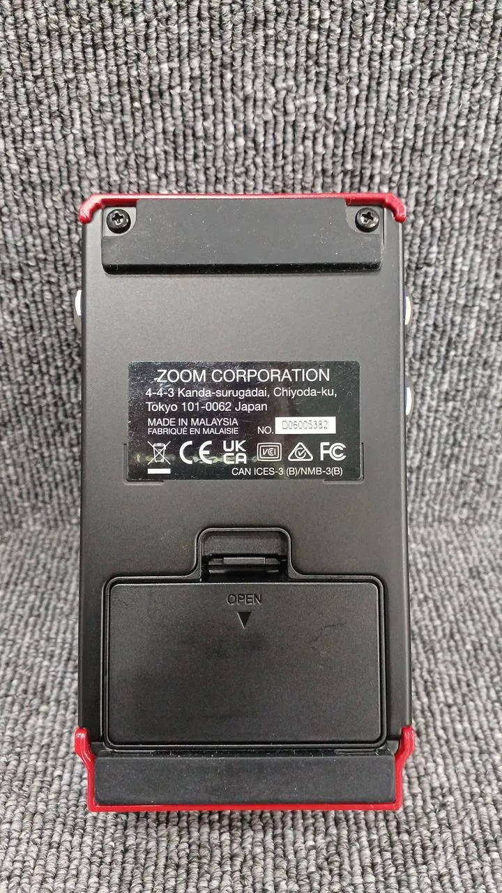 ZOOM Bass Multi-Effektgerät MS-60B+