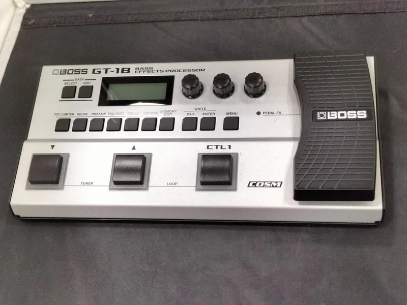 BOSS Bass-Effektpedal GT-1B
