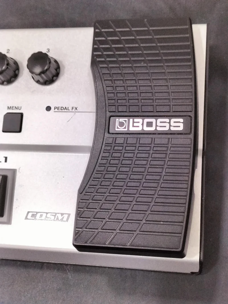 BOSS Bass-Effektpedal GT-1B