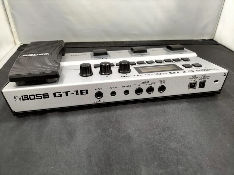 BOSS Bass-Effektpedal GT-1B