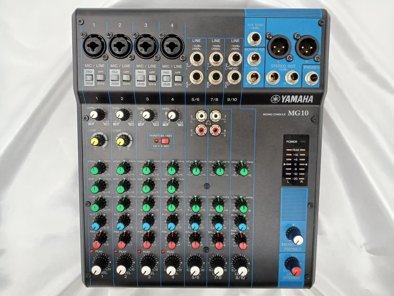 YAMAHA Mixer MG10