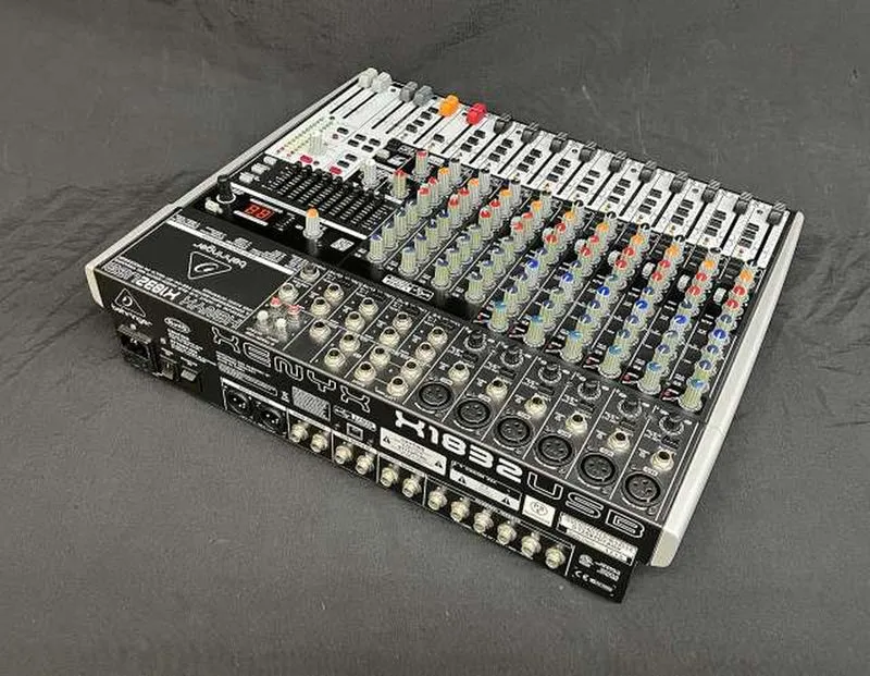 BEHRINGER [Hocheffektiv in verschiedenen Umgebungen!!] Analogmixer X1832USB