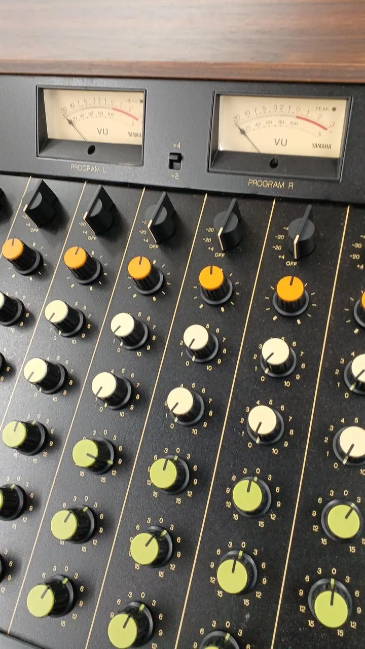 YAMAHA Analogmixer PM-700