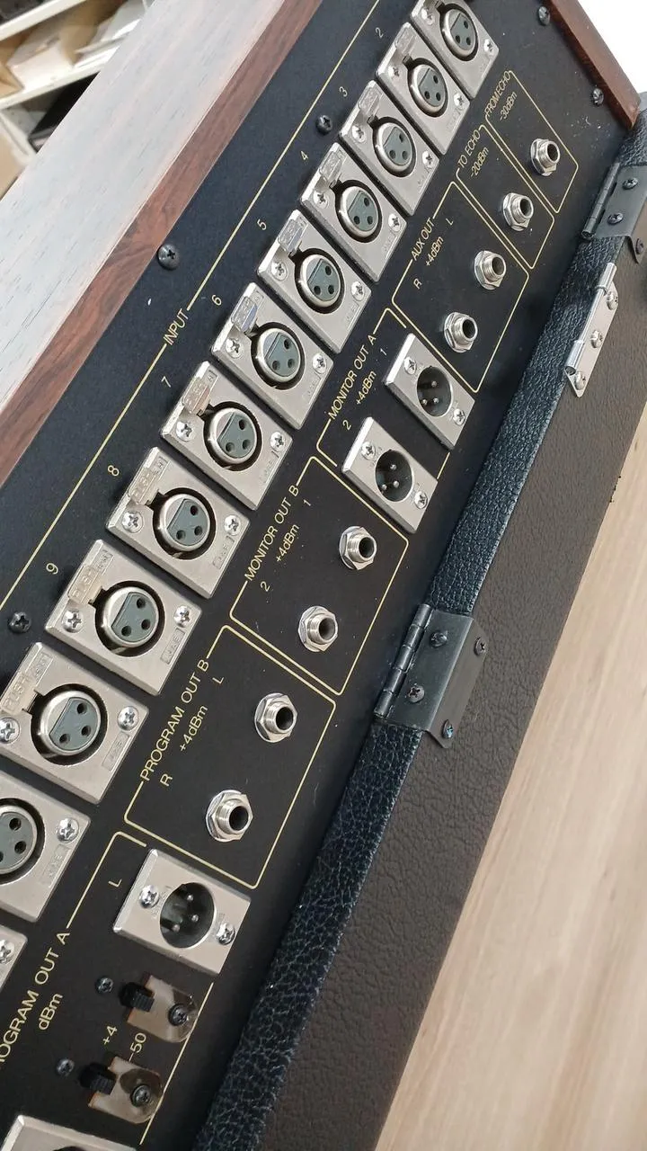 YAMAHA Analogmixer PM-700