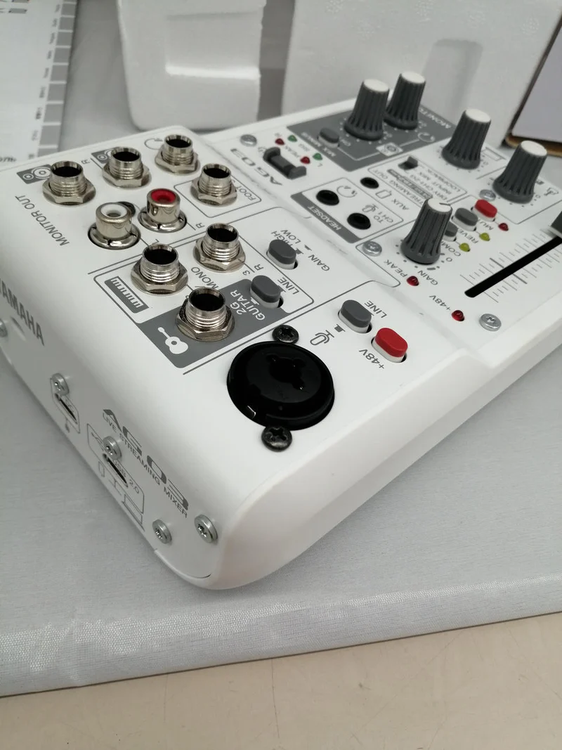 YAMAHA Mixer AG03MK2