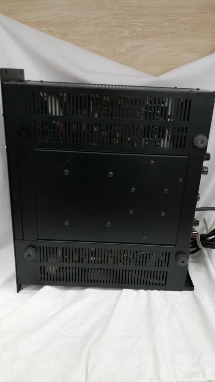 [SCHROTT] TOSHIBA *Schrott-Endstufe ADP-1010H